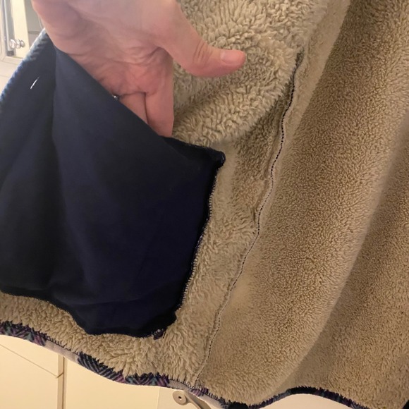 Soho Apparel Purple Plaid Sherpa Lined Shacket Cozy Winter Jacket Medium - Picture 7 of 16